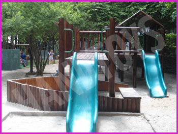 Playground Casa do Tarzan com navio Pirata