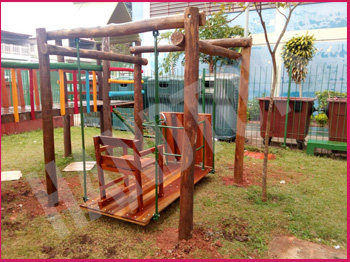 Balanço para cadeirantes